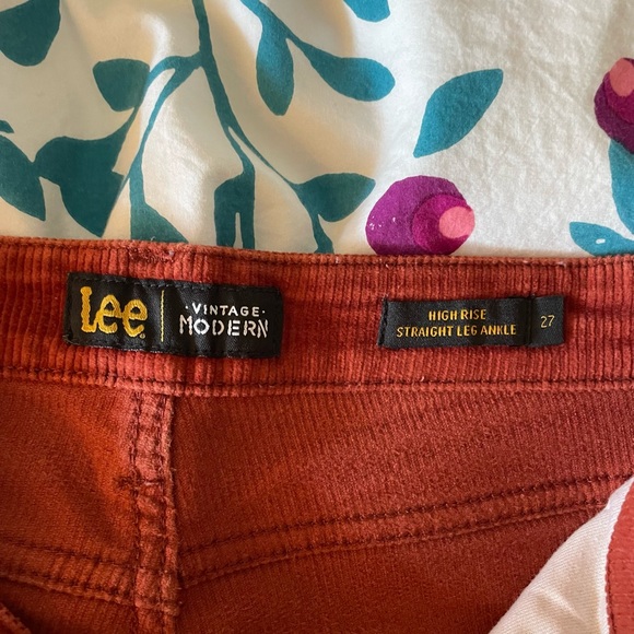 Lee Vintage Modern High Rise Straight Leg Ankle Corduroy Pants - Picture 5 of 13